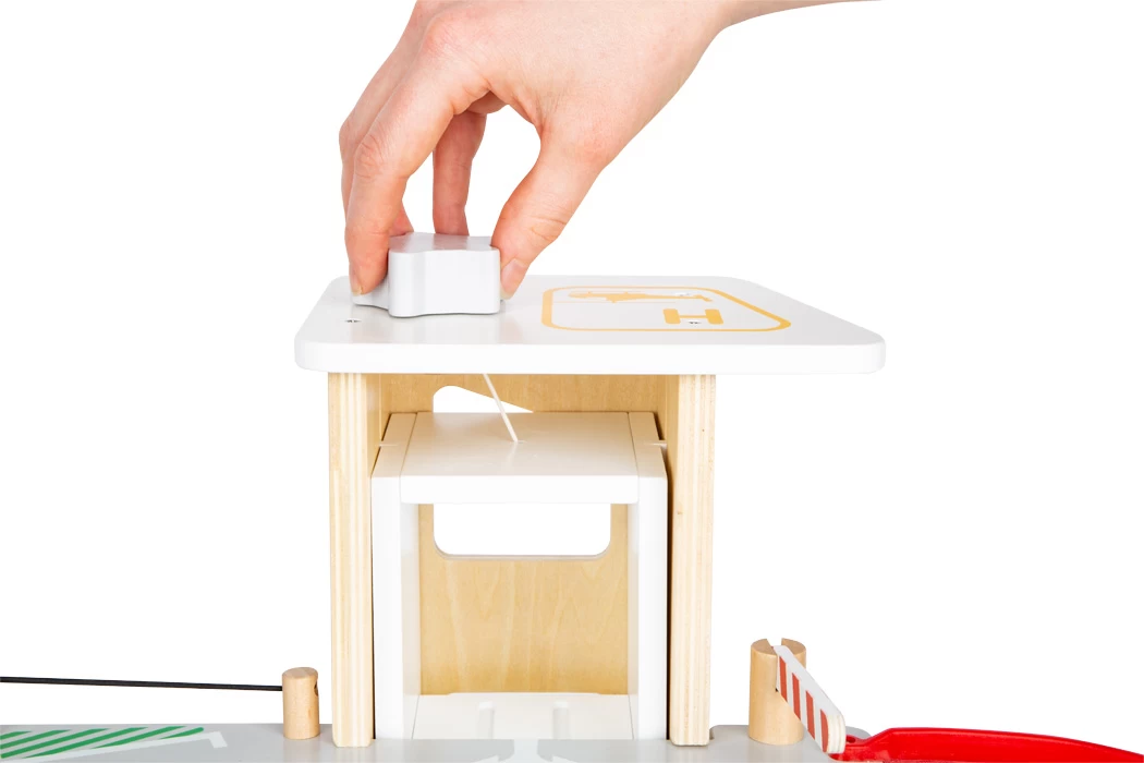 Small Foot Parkhaus Premium - Image 10