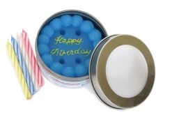 Small Foot Display Happy Birthday Torte